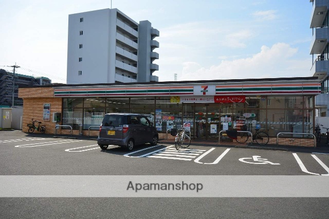 コンビニ　セブンイレブン松橋１丁目店（コンビニ）まで200m