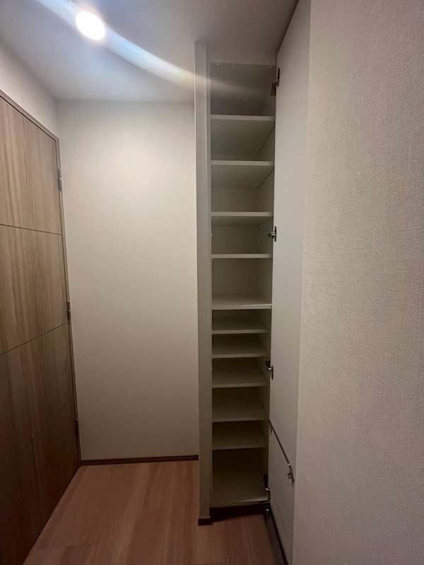 玄関　※参考写真