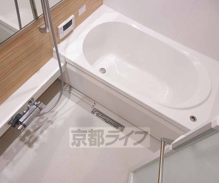 バス・シャワールーム　綺麗なお風呂です！