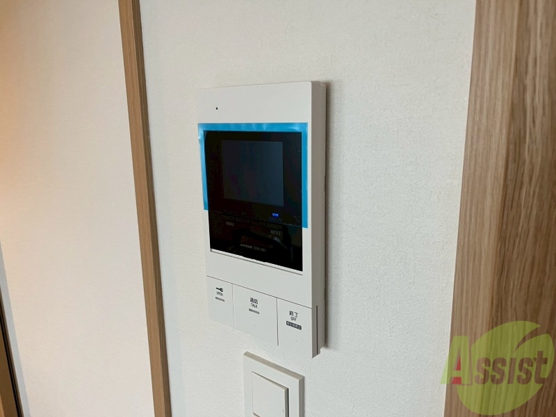 セキュリティ　ＴＶモニター付インターホンです。来客者の顔が見えるので安心！