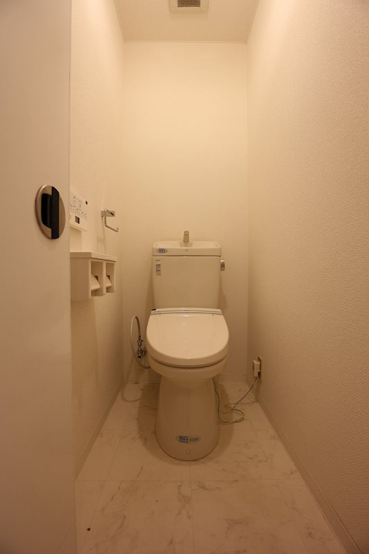 トイレ　※同物件別部屋参考画像