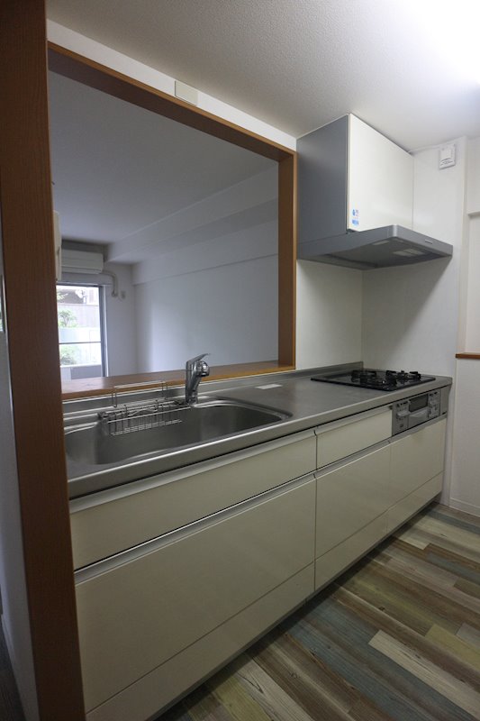 キッチン　※同物件別部屋参考画像