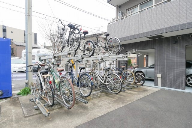 建物外観　落ち着いた雰囲気の外観です