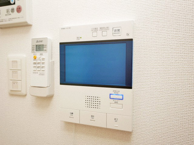 セキュリティ　セレニテ梅田ルフレ　TV付モニターフォン