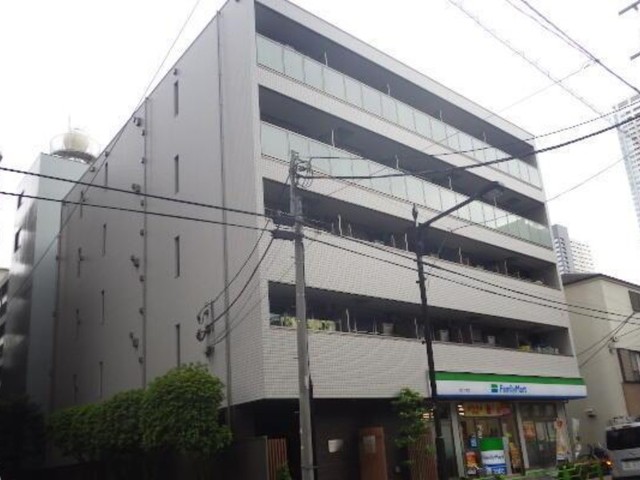 建物外観　５階建ての賃貸マンション