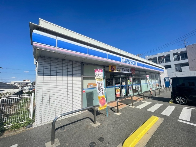コンビニ　ローソン天白向が丘一丁目店（コンビニ）まで296m