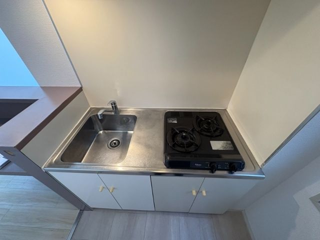 キッチン　参考写真（同物件別部屋）