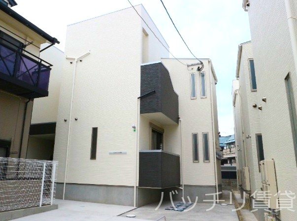 建物外観　イメージパースの為現状優先