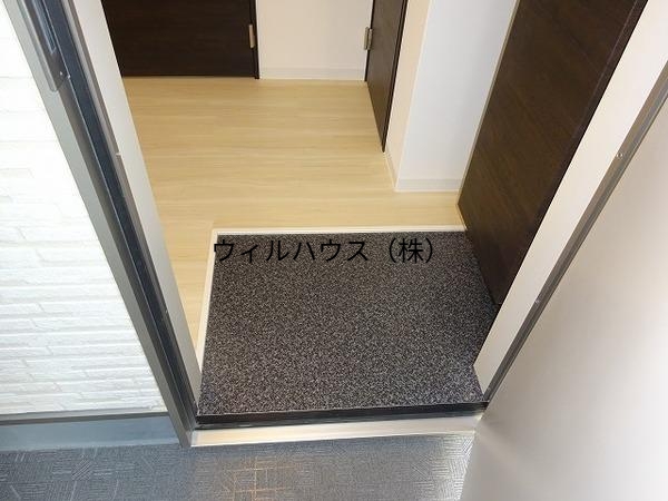 玄関　シューズボックスあり！