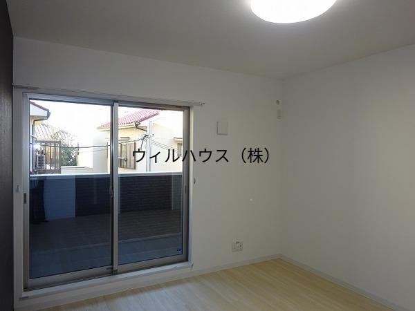 居室・リビング　室内きれいです！