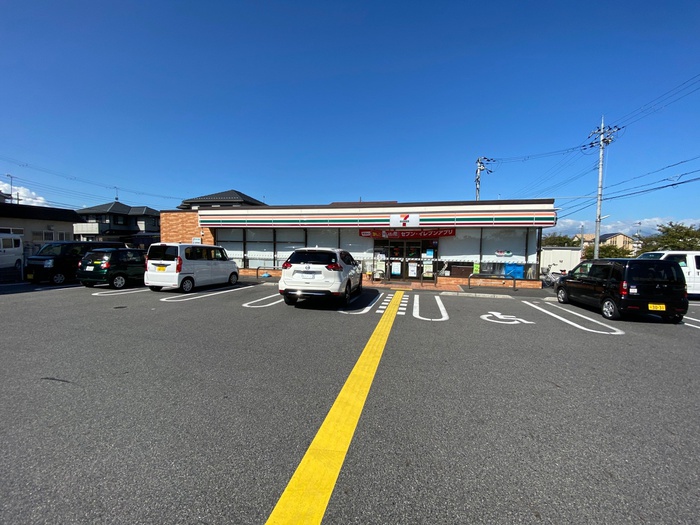 コンビニ　セブンイレブン栗東中沢店（コンビニ）まで540m