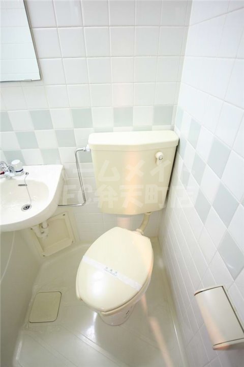 トイレ　トイレもきれいです