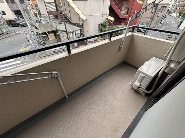 バルコニー　※前回募集時の写真です。
