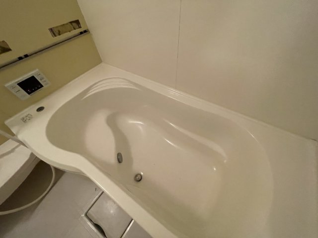 バス・シャワールーム　イメージとして同マンション他部屋を表示しています 間取り図を