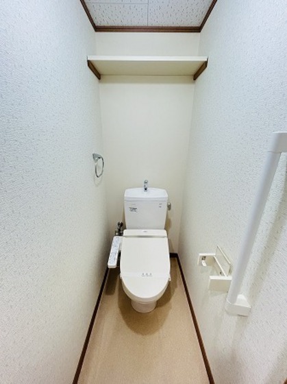 トイレ　※他号室の写真です