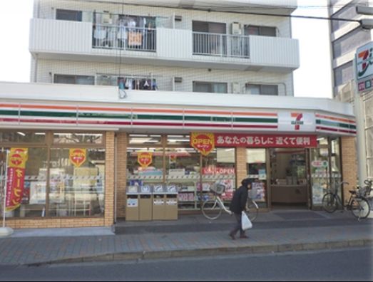 コンビニ　セブンイレブン大田区大森北2丁目店（コンビニ）まで232m