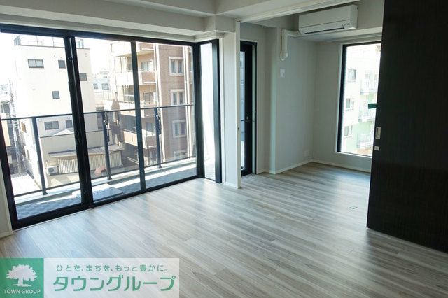居室・リビング　※写真は同タイプ住戸です。