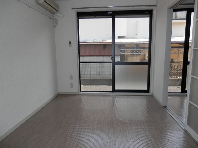 居室・リビング　☆参考写真　※別室のお部屋です。詳細はお問い合わせ下さい。