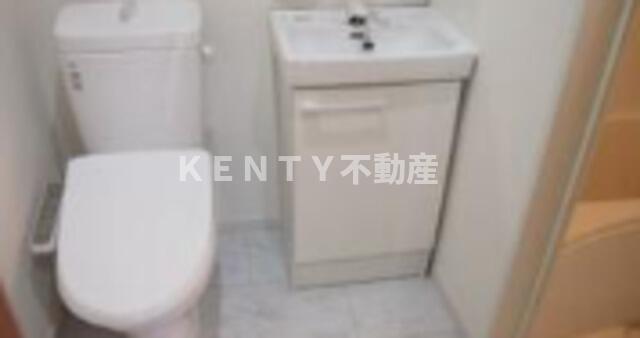 トイレ　落ち着いたトイレです