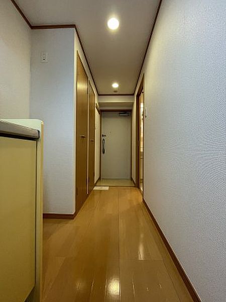 玄関　メゾンベール　荒川区西日暮里2
