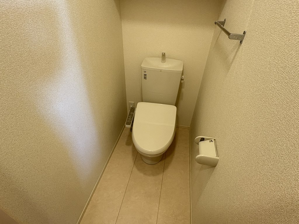 トイレ　ウォシュレット完備