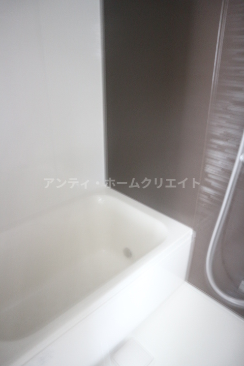 バス・シャワールーム　同タイプ別部屋写真