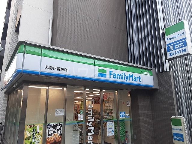 コンビニ　ファミリーマート（コンビニ）まで198m