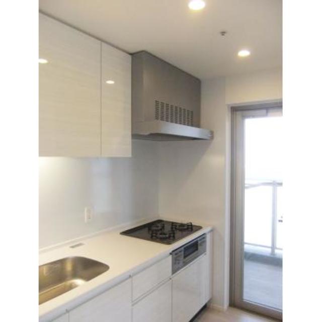 キッチン　※写真は同タイプ住戸です。