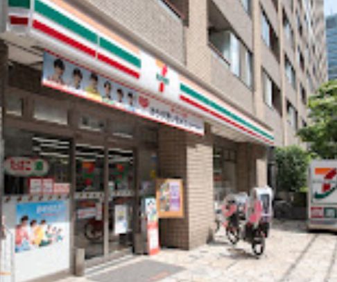 コンビニ　セブンイレブン文京小石川1丁目店（コンビニ）まで217m