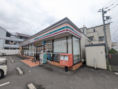 コンビニ　セブン-イレブン 所沢東住吉中央店（コンビニ）まで595m