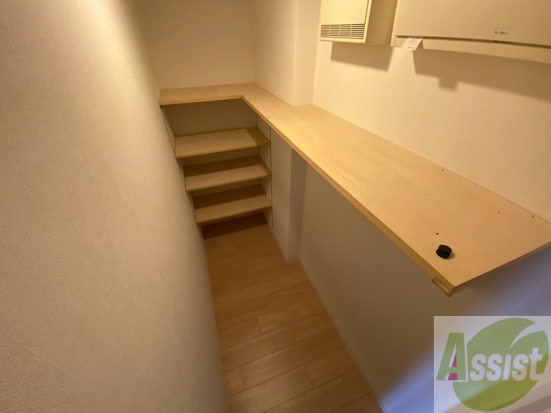 収納　収納もバッチリあるのでお部屋が片付きますよ！