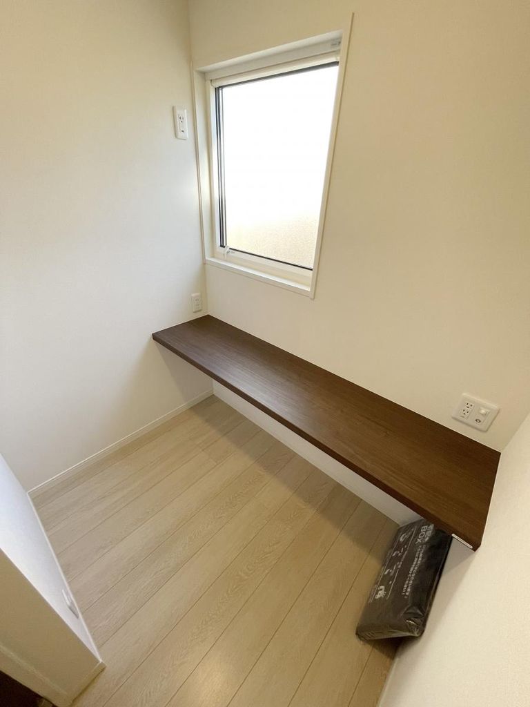 その他部屋・スペース　★デスクワーク専用のスペースもございます★