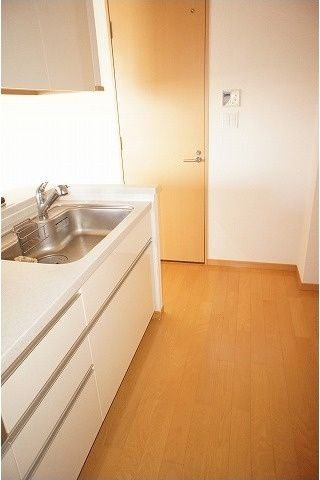キッチン　☆使いやすいシステムキッチン☆