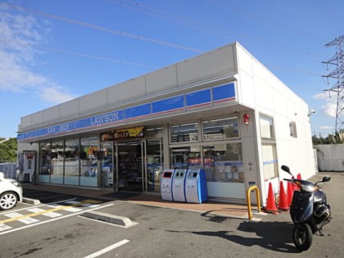 コンビニ　ローソン 宝塚山本丸橋南店（コンビニ）まで372m