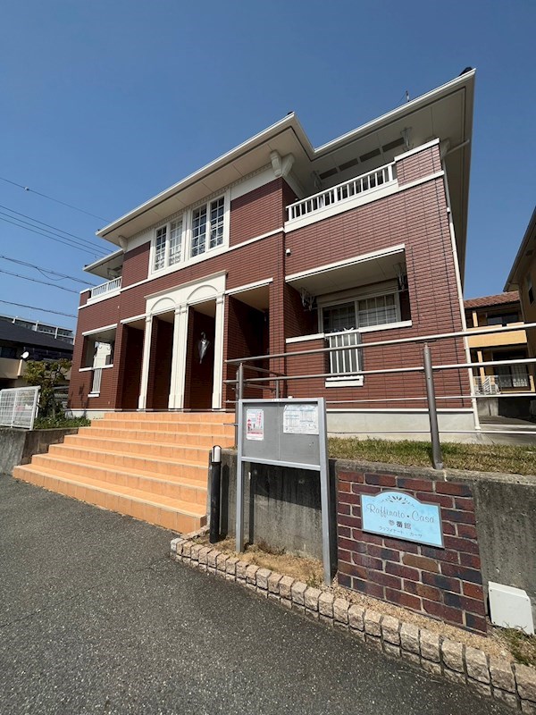 建物外観　落ち着いた雰囲気の外観です