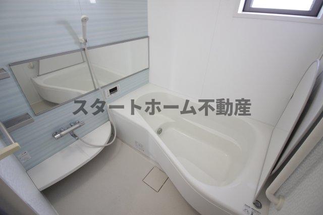 バス・シャワールーム　日々の疲れを癒すお風呂付です