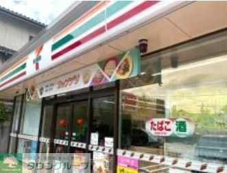 コンビニ　セブンイレブン名古屋高針3丁目店（コンビニ）まで670m