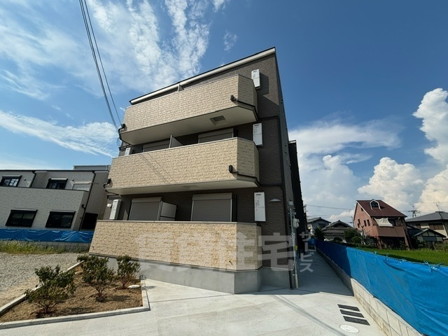 南海泉北線 深井駅 徒歩13分 築3年