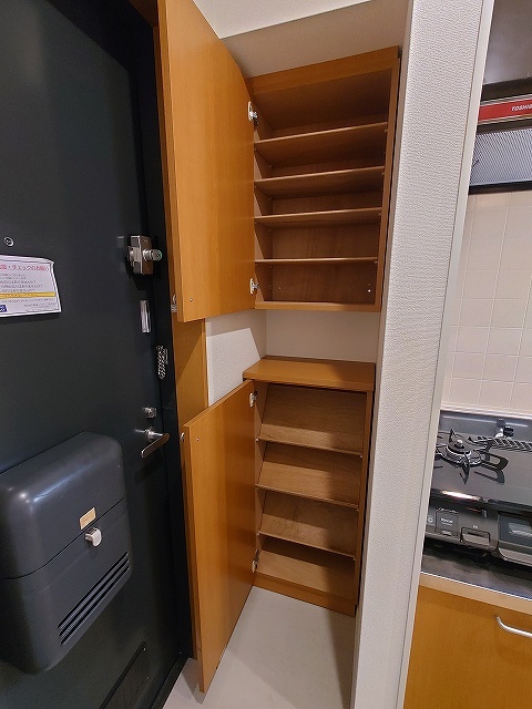 玄関　大容量のシューズＢＯＸ