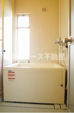 京阪本線 牧野駅 徒歩37分 5階建 築53年の風呂写真