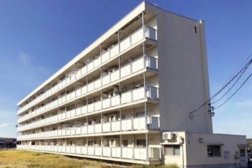 ビレッジハウス婦中1号棟の外観写真