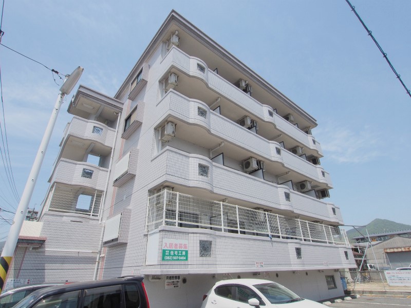 リード大町の外観写真
