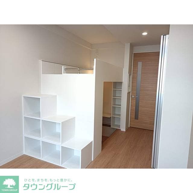 ウィンドテラス船橋宮本Iの居間写真