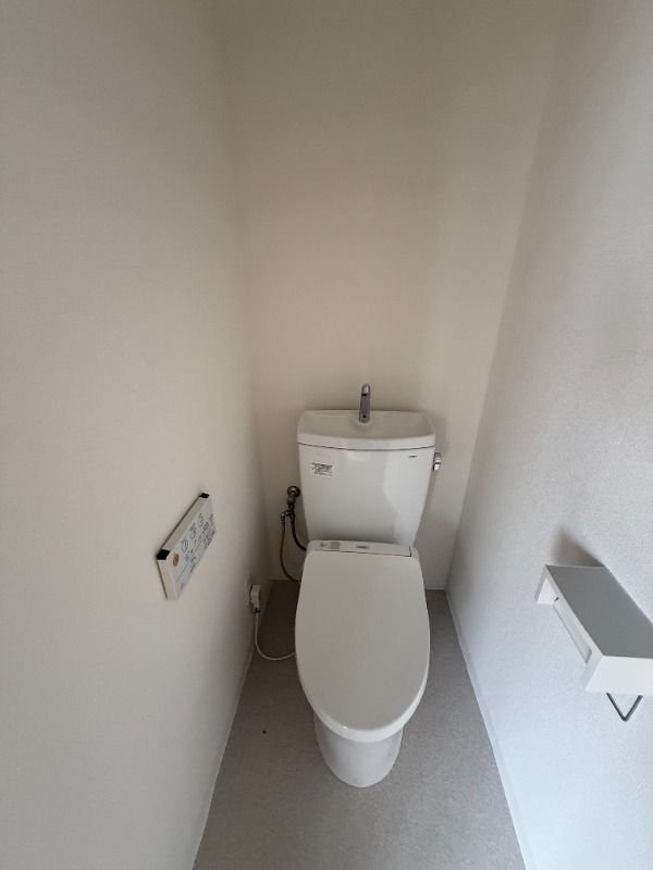 トイレ　コンパクトで使いやすいトイレです