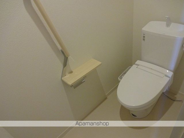 とさでん交通伊野線 旭町三丁目駅 徒歩24分 2階建 築11年のトイレ写真