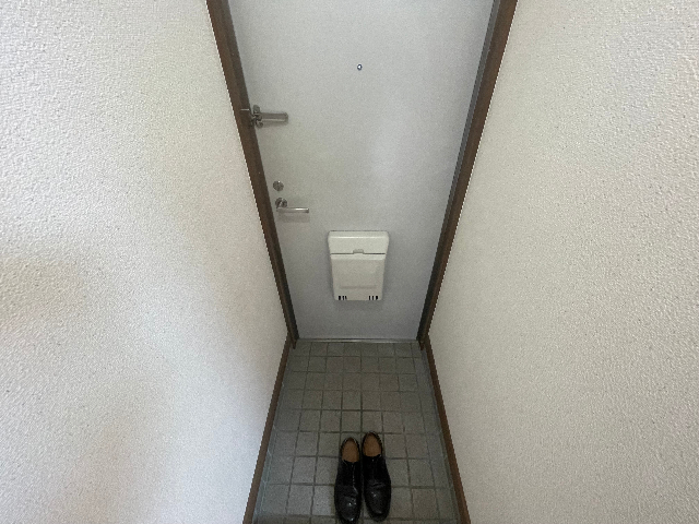 ハイツなかのの玄関写真