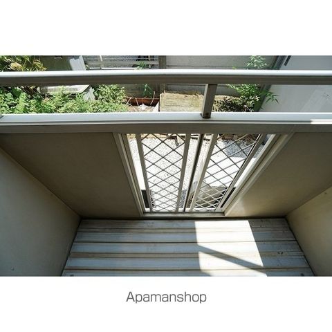 東急田園都市線 駒沢大学駅 徒歩8分 2階建 築33年の内装写真