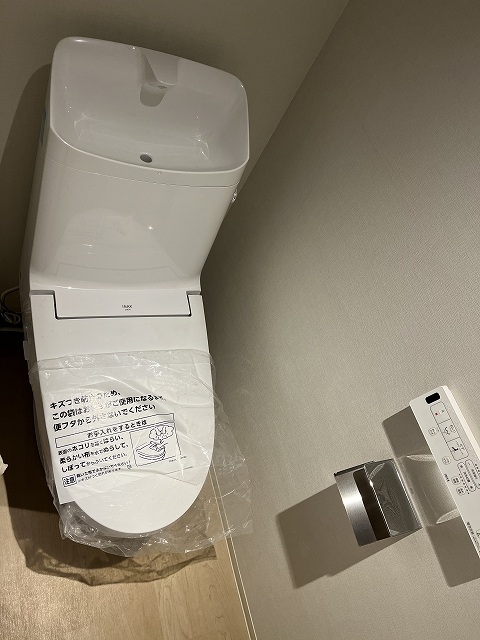 1LDKメゾネット ウェルスクエア初台 HTのトイレ写真