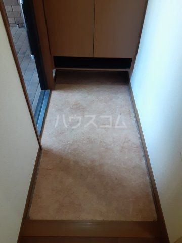 グランドゥールII Aの玄関写真