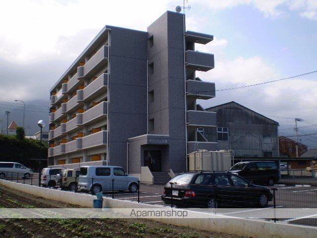 ＪＲ予讃線 伊予三島駅 徒歩12分 築20年